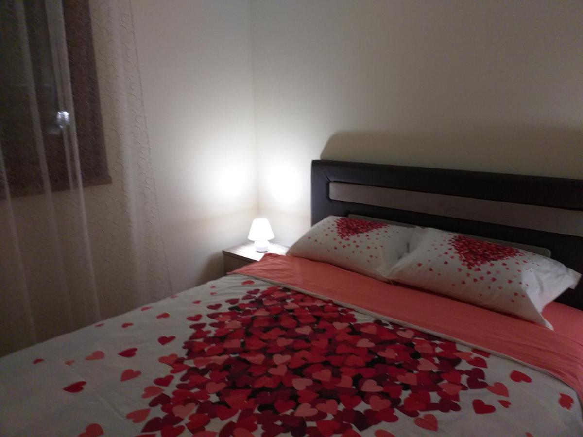 Aphrodite Apartment Podgorica Exteriör bild