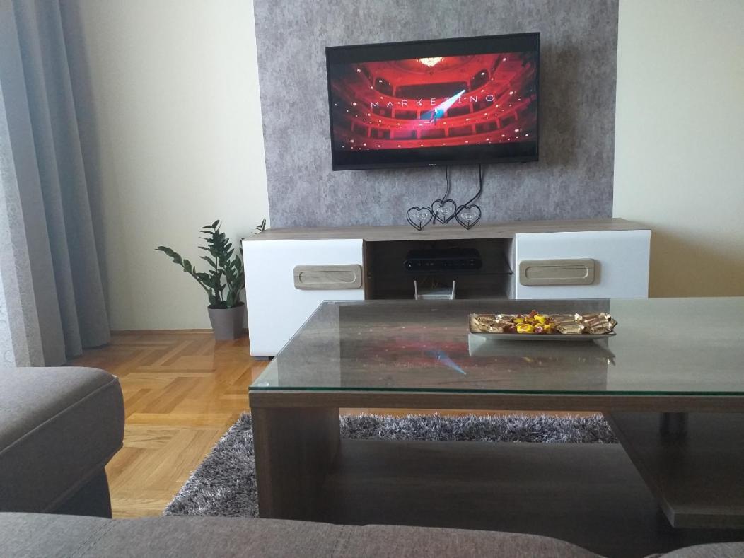 Aphrodite Apartment Podgorica Exteriör bild